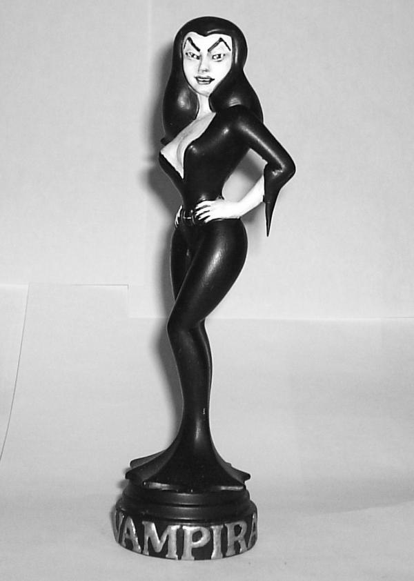 "Animated Vampira" Statue (Black and White Version)